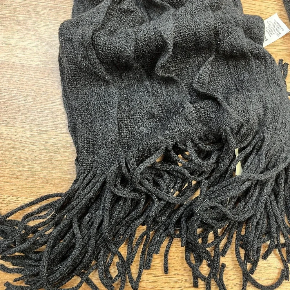 Maurices‎ Black Winter Scarf with Fringe Edges Women's One Size NEw